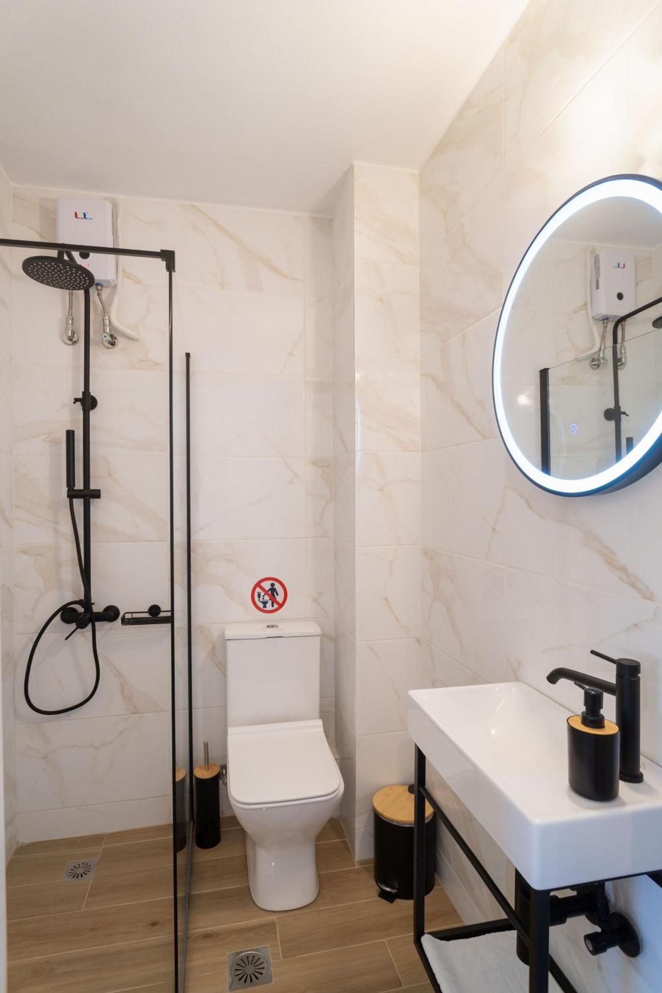 Apartment Mad-x 72 *